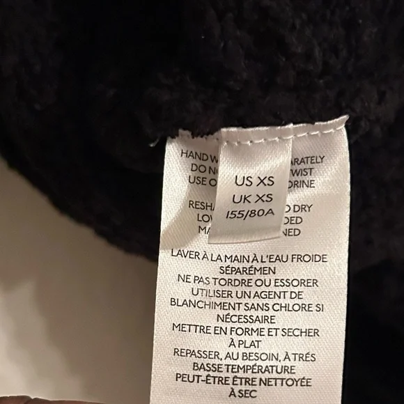 Urban Outfitters Black Cropped Button Sweater Cardigan Textured Long Sleeve XS - Picture 8 of 12